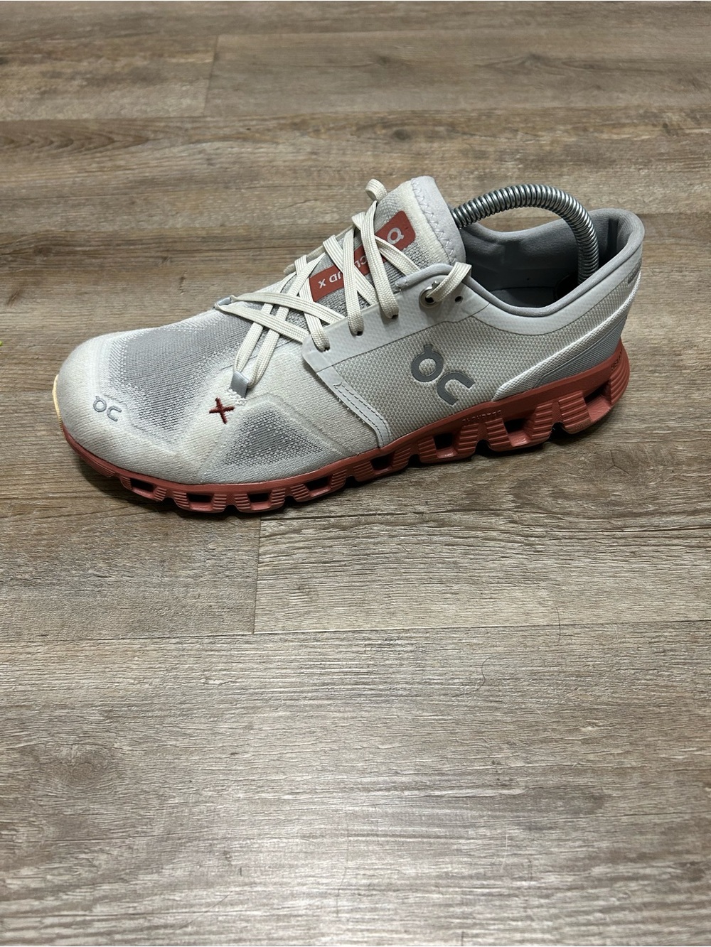 On Cloud Running Women’s Size 10 White Ice Auburn Athletic Running Shoes - Picture 8 of 10